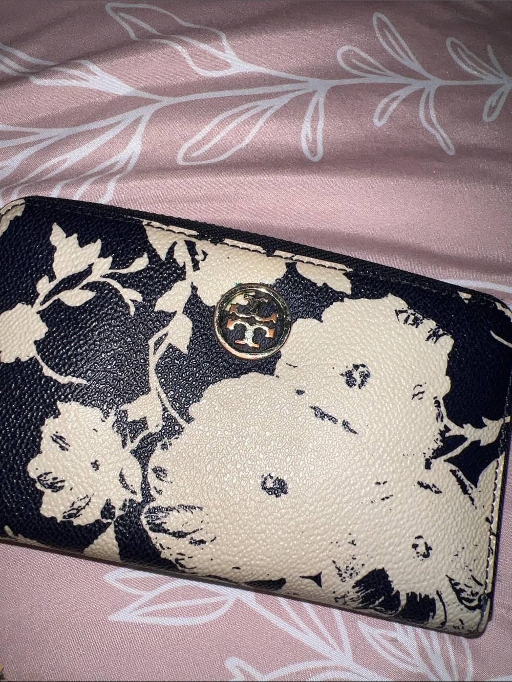 Tory Burch Navy & Cream Floral Zip Wristlet with Detachable Strap - Picture 3 of 5